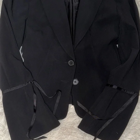 Zinc Classic Black Women's Blazer - Picture 2 of 3